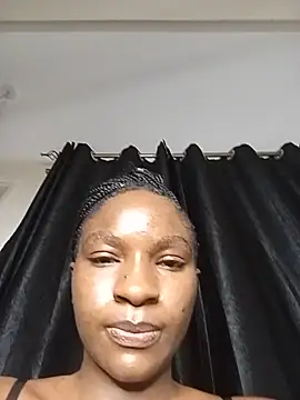 Snapshot of Curvy_ebony18 chatting on 05/20/26, 12:17 Curvy ebony18 online show from 05/20/26, 12:17