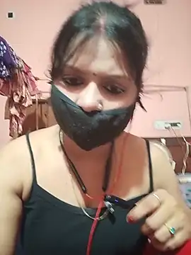 Snapshot of ZOYA-STRIP chatting on 06/23/26, 04:05 ZOYA-STRIP online show from 06/23/26, 04:05