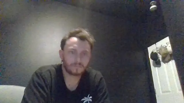 Tallhungcloudyyy online show from 05/17/26, 12:23