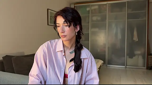 Snapshot of mulaniha chatting on 07/12/26, 05:31 mulaniha online show from 07/12/26, 05:31