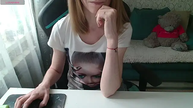 Snapshot of -Millamanka- chatting on 05/26/26, 01:07 -Millamanka- online show from 05/26/26, 01:07