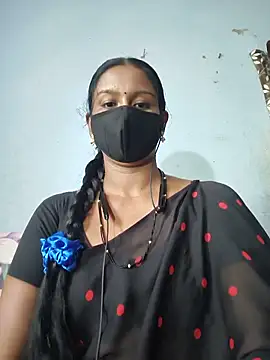 Snapshot of madhushree143 chatting on 06/15/26, 05:09 madhushree143 online show from 06/15/26, 05:09