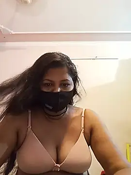 Miss kirtii online show from 05/20/26, 04:51