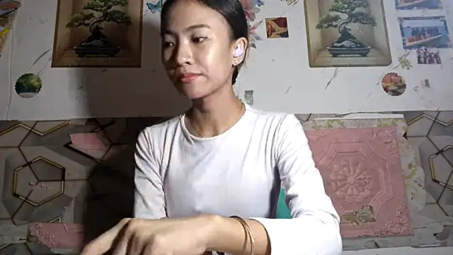 DeeannGunby online show from 05/28/26, 04:48