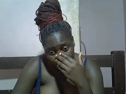 Horny-quen online show from 06/05/26, 06:42