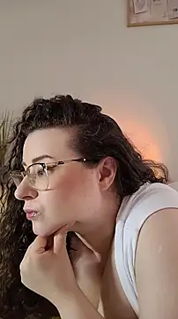 Snapshot of Elissa_Floyd__ chatting on 07/08/26, 10:09 Elissa Floyd online show from 07/08/26, 10:09