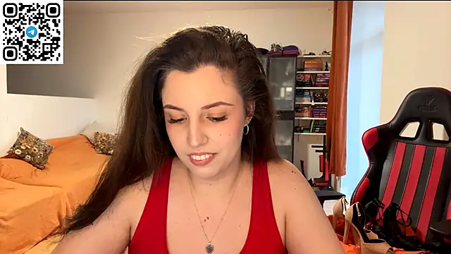 Snapshot of SweetFenomen67 chatting on 06/19/26, 05:17 SweetFenomen67 online show from 06/19/26, 05:17