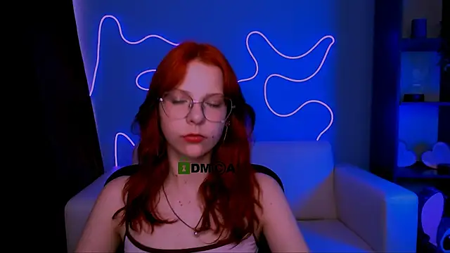 kriss babyyy online show from 06/15/26, 09:11