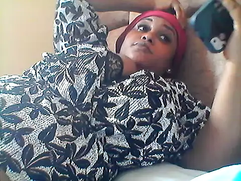 Snapshot of Pretty_sandrah chatting on 06/03/26, 08:06 Pretty sandrah online show from 06/03/26, 08:06