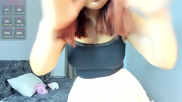 Snapshot of laylasweet_ chatting on 06/05/26, 11:16 laylasweet online show from 06/05/26, 11:16