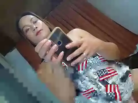 Snapshot of kharen_bigcock chatting on 06/22/26, 10:34 kharen bigcock online show from 06/22/26, 10:34