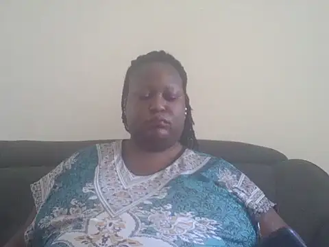 Snapshot of fat_ebonyqueen chatting on 06/19/26, 11:58 fat ebonyqueen online show from 06/19/26, 11:58