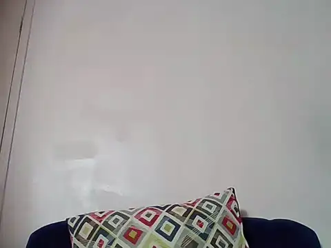Snapshot of preety_ebony23 chatting on 06/16/26, 05:04 preety ebony23 online show from 06/16/26, 05:04