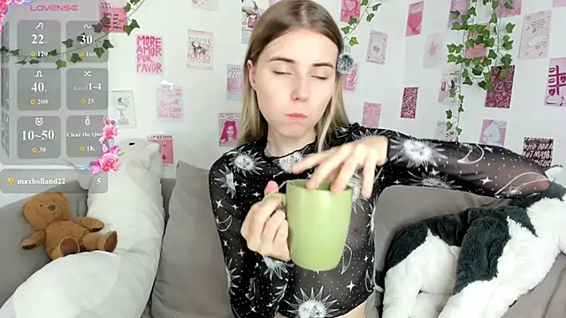 Honey Lia online show from 06/17/26, 11:23