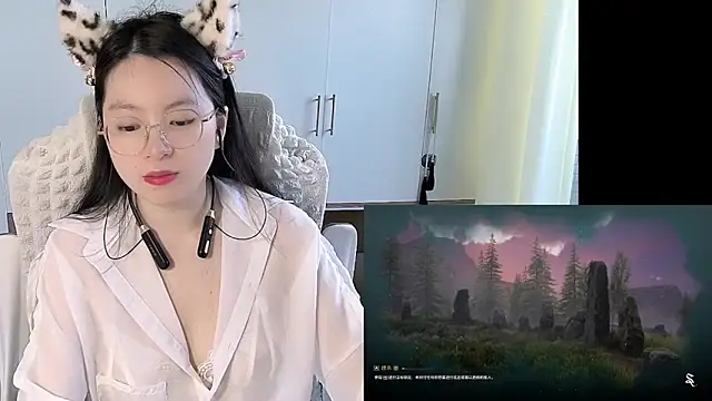 Snapshot of Erya-369 chatting on 05/25/26, 07:14 Erya-369 online show from 05/25/26, 07:14