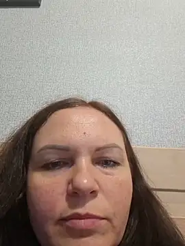 Snapshot of Meri_a chatting on 06/14/26, 05:37 Meri a online show from 06/14/26, 05:37
