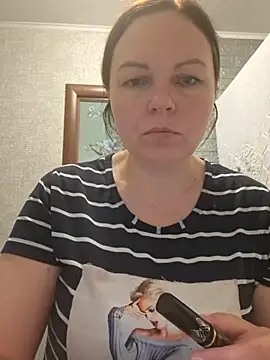 Snapshot of Meri_a chatting on 06/20/26, 10:51 Meri a online show from 06/20/26, 10:51