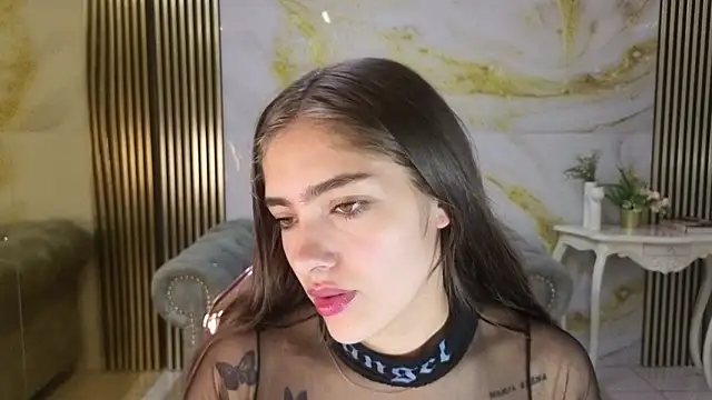 Snapshot of Valeriaa_s chatting on 05/25/26, 12:33 Valeriaa s online show from 05/25/26, 12:33