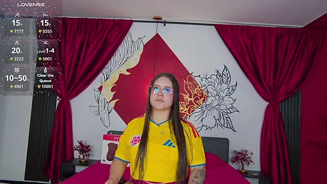 Lia Avalon online show from 07/03/26, 12:00