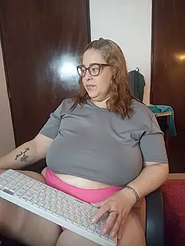Snapshot of Kataleyamilf69_ chatting on 07/11/26, 11:46 Kataleyamilf69 online show from 07/11/26, 11:46