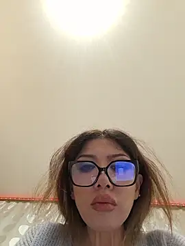 Snapshot of JessicaNichols_ chatting on 06/14/26, 12:07 JessicaNichols online show from 06/14/26, 12:07