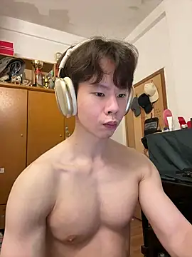Snapshot of ivanzhuuu chatting on 05/19/26, 05:41 ivanzhuuu online show from 05/19/26, 05:41