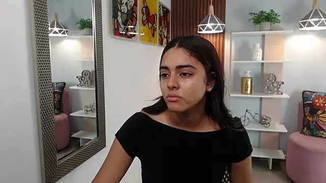 Snapshot of _Lucy_Grey_ chatting on 05/22/26, 11:05 Lucy Grey online show from 05/22/26, 11:05