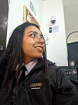 Snapshot of Angela__05 chatting on 07/10/26, 12:41 Angela 05 online show from 07/10/26, 12:41
