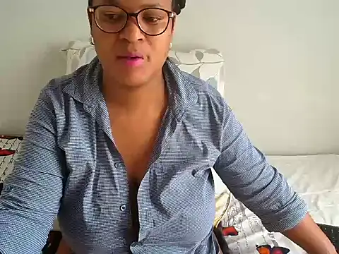 CandyYumsAerolaXX online show from 06/01/26, 06:59