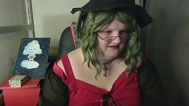 Snapshot of Freya_Fellie chatting on 05/21/26, 04:47 Freya Fellie online show from 05/21/26, 04:47