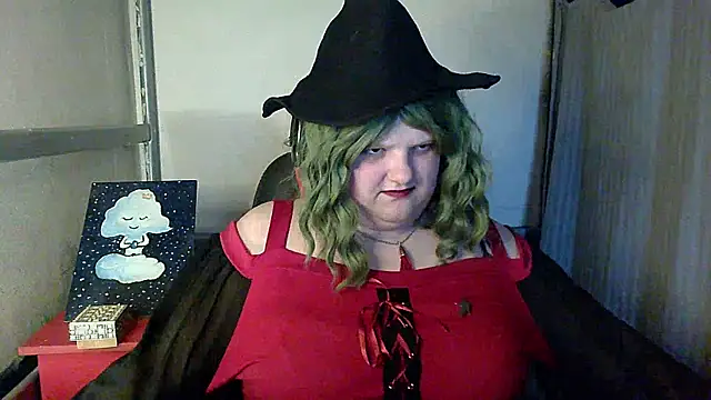 Snapshot of Freya_Fellie chatting on 05/23/26, 10:30 Freya Fellie online show from 05/23/26, 10:30