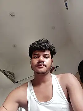 Snapshot of Rashi__75 chatting on 05/20/26, 03:13 Rashi 75 online show from 05/20/26, 03:13