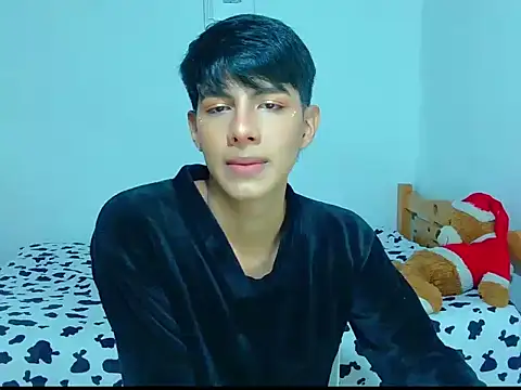 Snapshot of phuwin_bj chatting on 06/14/26, 05:42 phuwin bj online show from 06/14/26, 05:42