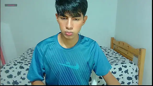 Snapshot of phuwin_bj chatting on 06/16/26, 05:10 phuwin bj online show from 06/16/26, 05:10