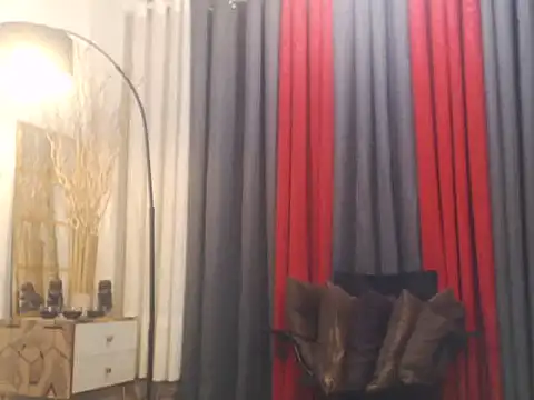 HotMonique09 online show from 05/24/26, 06:40