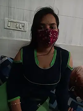 Snapshot of shalini_gupta05 chatting on 05/26/26, 10:00 shalini gupta05 online show from 05/26/26, 10:00