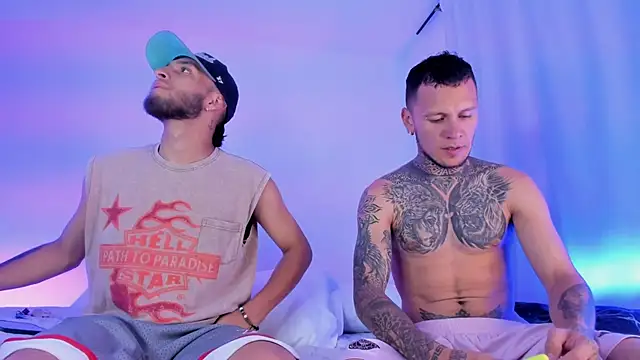 Snapshot of _Kevin_xxx chatting on 01/25/25, 04:23 Kevin xxx online show from 01/25/25, 04:23