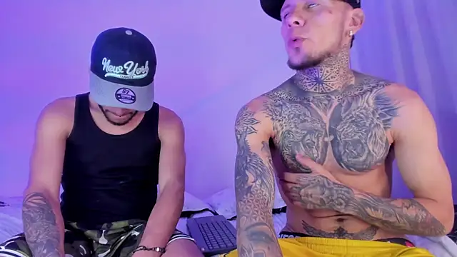 Snapshot of _Kevin_xxx chatting on 03/08/25, 11:05 Kevin xxx online show from 03/08/25, 11:05