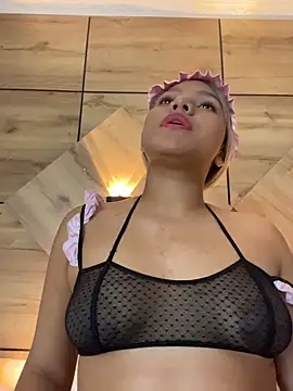 Snapshot of MiaBlonde1 chatting on 06/19/26, 11:14 MiaBlonde1 online show from 06/19/26, 11:14