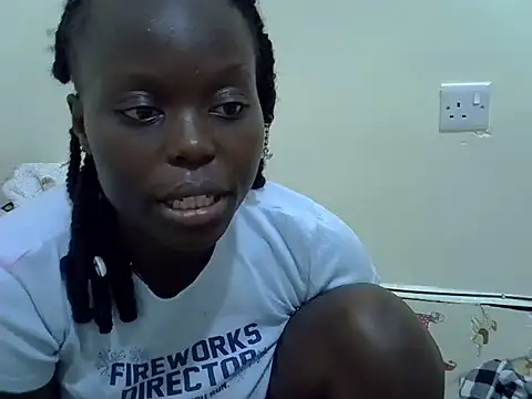 Snapshot of ebonycurvedass chatting on 06/11/26, 08:51 ebonycurvedass online show from 06/11/26, 08:51