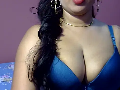 Snapshot of sexy_shala6 chatting on 05/29/26, 05:38 sexy shala6 online show from 05/29/26, 05:38