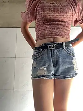 Miuuu22 online show from 06/25/26, 05:12
