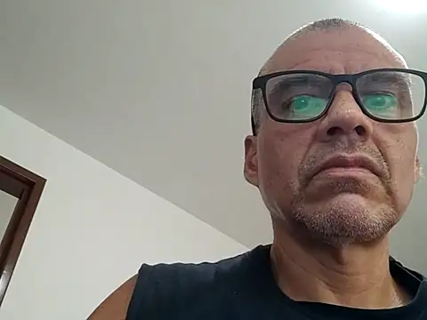 Gaceru01006 online show from 06/03/26, 12:35