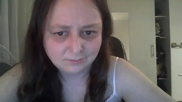 TaylorLovely online show from 07/10/26, 08:22