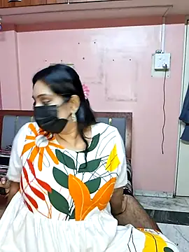 Hornyreshma online show from 06/24/26, 10:58