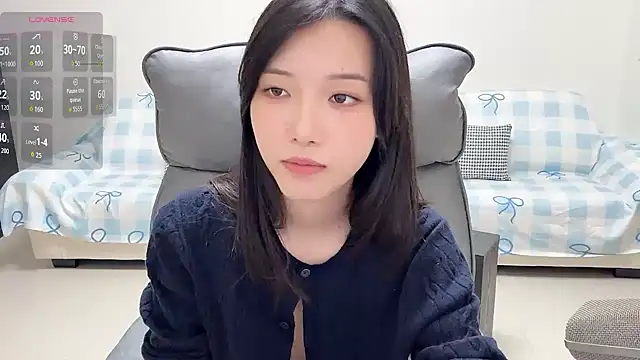 Snapshot of jiajia_girl chatting on 07/14/26, 02:01 jiajia girl online show from 07/14/26, 02:01