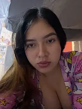 Snapshot of LuxuryCoupleX chatting on 05/23/26, 03:23 LuxuryCoupleX online show from 05/23/26, 03:23
