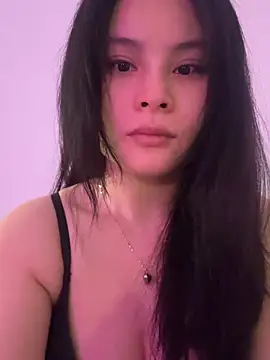 Snapshot of enen-123 chatting on 06/21/26, 01:30 enen-123 online show from 06/21/26, 01:30