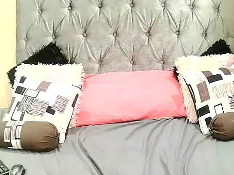 Naughtygirlxxx20 online show from 05/31/26, 06:53