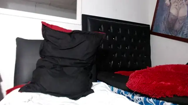 Snapshot of angelo_cox chatting on 01/10/25, 11:43 angelo cox online show from 01/10/25, 11:43